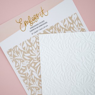 Carpeta de embossing 6"x 8,25" OLIVO